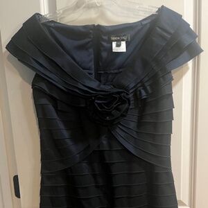 Tadashi Shoji Dress, Size 12, perfect for cocktails, special event,  navy color